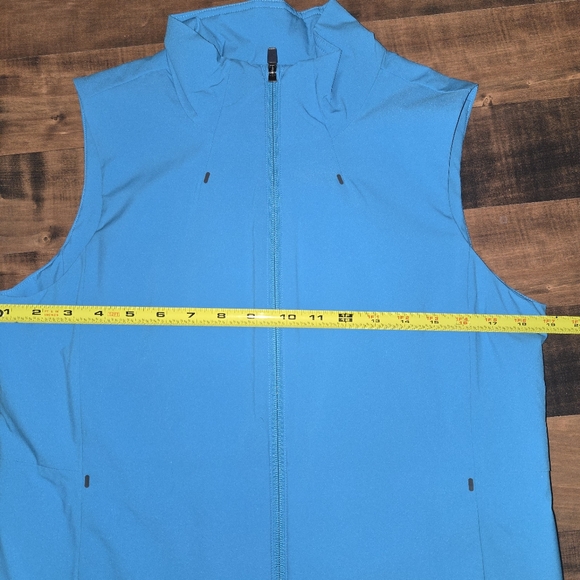 Stio Women’s Fernos Vest Blue Medium Jackson Hole Outdoor Luxury Ski - Picture 11 of 11